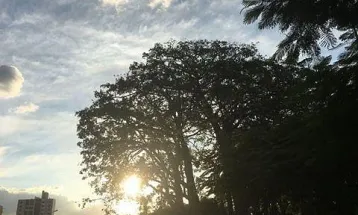Cascavel tem previsão de céu nublado e temperaturas altas neste domingo