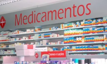 Entidades médicas contestam prescrição de medicamentos por farmacêuticos