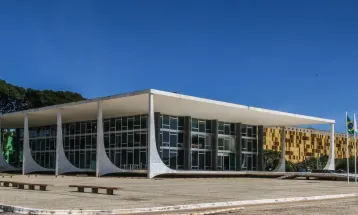 STF tem maioria para negar recurso e tornar Léo Índio réu