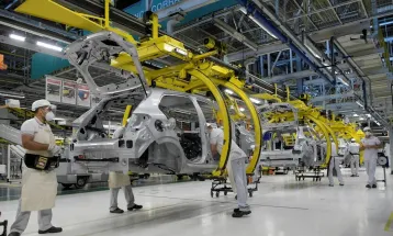 Atividade econômica brasileira cresce 0,4% em fevereiro