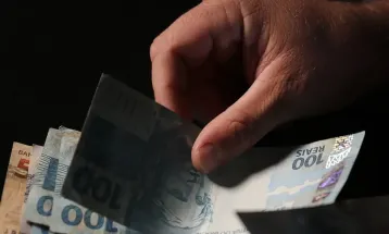 Juro do consignado para setor privado sobe para 59,1% ao ano em abril