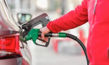 Nova gasolina promete baratear combustível; especialistas apontam riscos