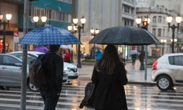 Nova frente fria trará chuva e queda das temperaturas ao Paraná, prevê Simepar