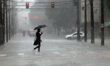Defesa Civil emite alerta de tempestade para Cascavel, Toledo e Sudoeste; Pato Branco registra 145 mm de chuva
