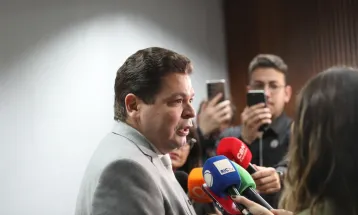 IPVA no Paraná: “Estão tentando achar o lado ruim dessa história, mas não há lado ruim”, afirma Gugu Bueno