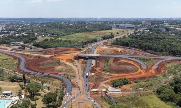 Obras da Perimetral Leste de Foz do Iguaçu avançam e chegam a 75% de execução