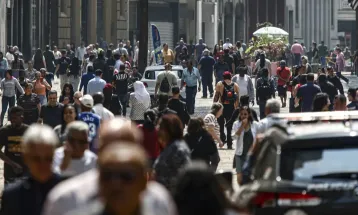 Mais de 6,5 milhões de famílias deixaram linha da pobreza em 2 anos