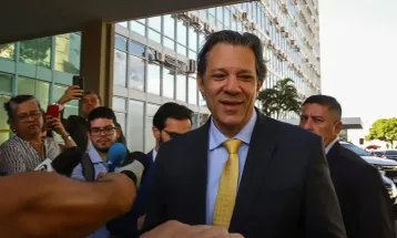 Haddad comemora aprovação da isenção do IR na Câmara: "foi um golaço!"