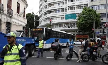 Rio amanhece em estágio de normalidade após dia de caos