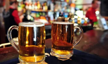 Justiça absolve réus por contaminação de cervejas Backer por falta de provas
