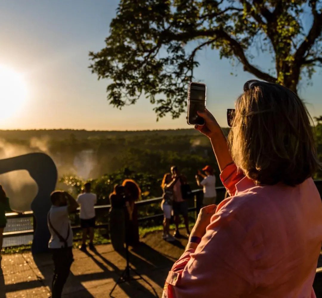 Paraná bate recorde de visitantes internacionais