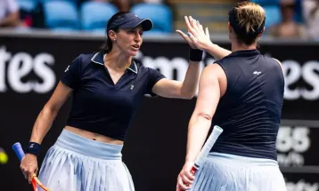 Luisa Stefani se despede do Aberto da Austrália após duas semifinais