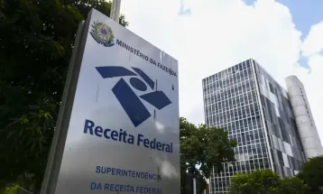 PF investiga vazamento de dados fiscais de ministros do STF e faz buscas contra servidores da Receita