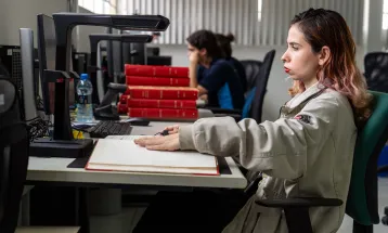Educação começa processo pioneiro de digitalização de 50 milhões de páginas de acervo