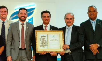 Câmara de Cascavel concede título a ex-presidente do TJ-PR e destaca atuação na cidade