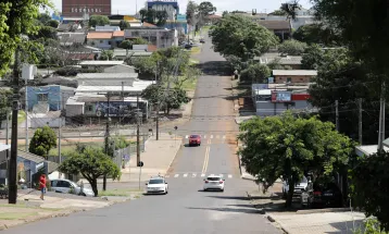 Prefeitura inicia obra de asfalto novo e alargamento da Rua Clodoaldo Ursulano