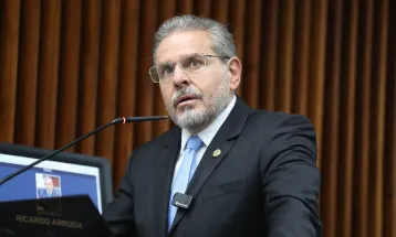 Debate sobre vacina descamba para ataques, xingamentos e expõe racha na base na Alep
