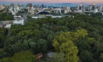 Plano Diretor avança com proposta mais flexível e levanta dúvidas sobre controle das regras urbanas em Curitiba