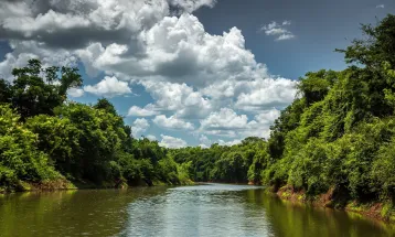 Com apoio da Itaipu, municípios lindeiros discutem plano para turismo náutico no Lago de Itaipu