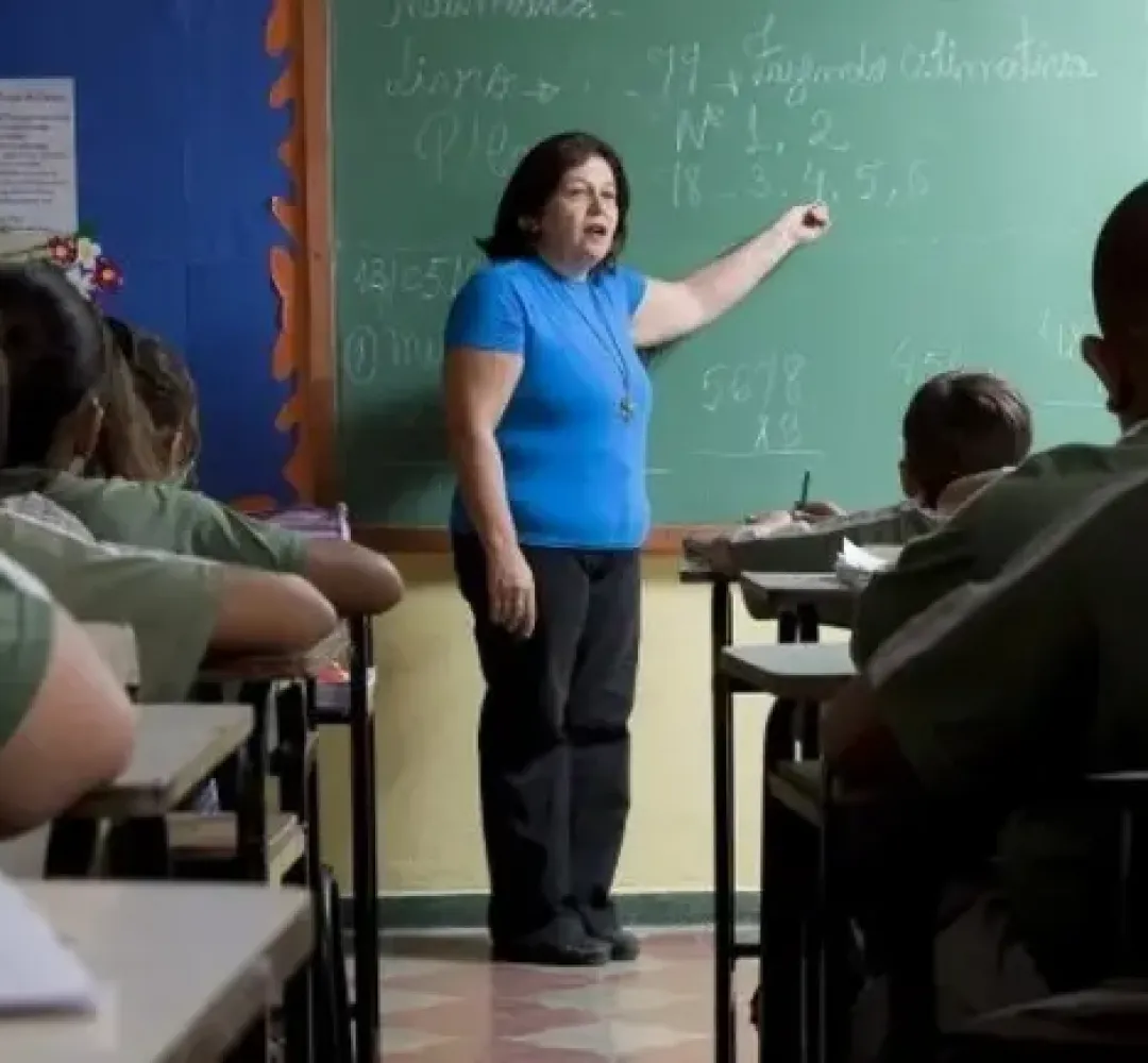 professores só tem topo da carreira após 25 anos