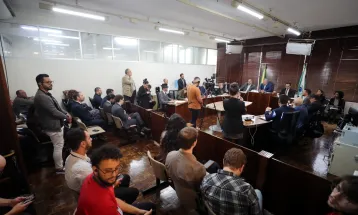 Ética da Alep lê relatórios que sugerem punições a Renato Freitas e Ricardo Arruda