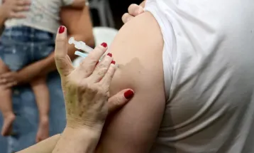 Vacinação contra gripe em Londrina tem baixa adesão; veja onde se imunizar