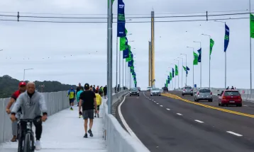 Ponte de Guaratuba: Novas regras limitam tráfego de veículos de carga no Litoral; confira os trechos