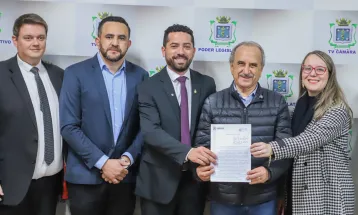 Prefeitura protocola projeto de revisão salarial de servidores e reajuste do piso dos professores em Cascavel