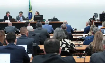 Agro defende transição gradual em debate sobre redução da jornada de trabalho