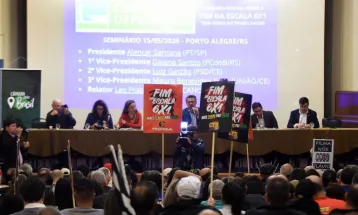 Metade da bancada do Paraná apoia emenda que pode atrasar fim da escala 6x1