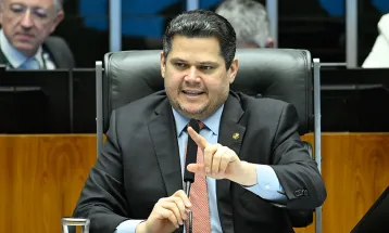 Davi Alcolumbre diz que abertura da CPMI do Banco Master depende da presidência do Congresso