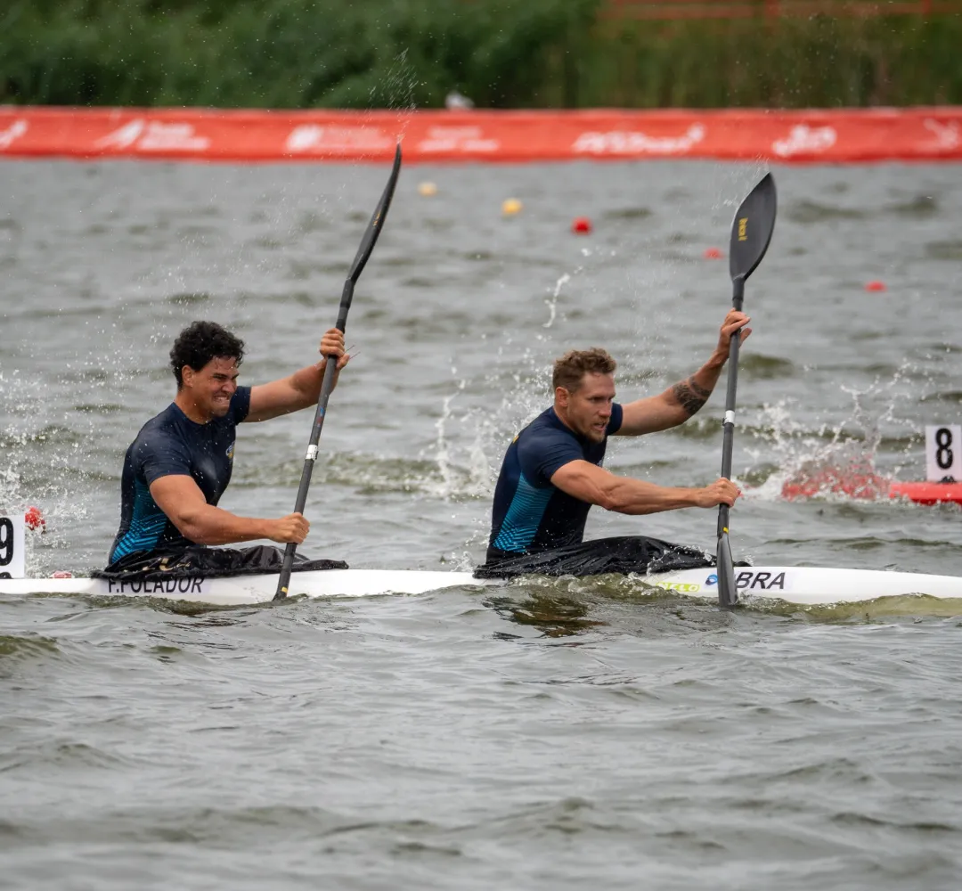 Felipe e Vagner remaram o K2 500m