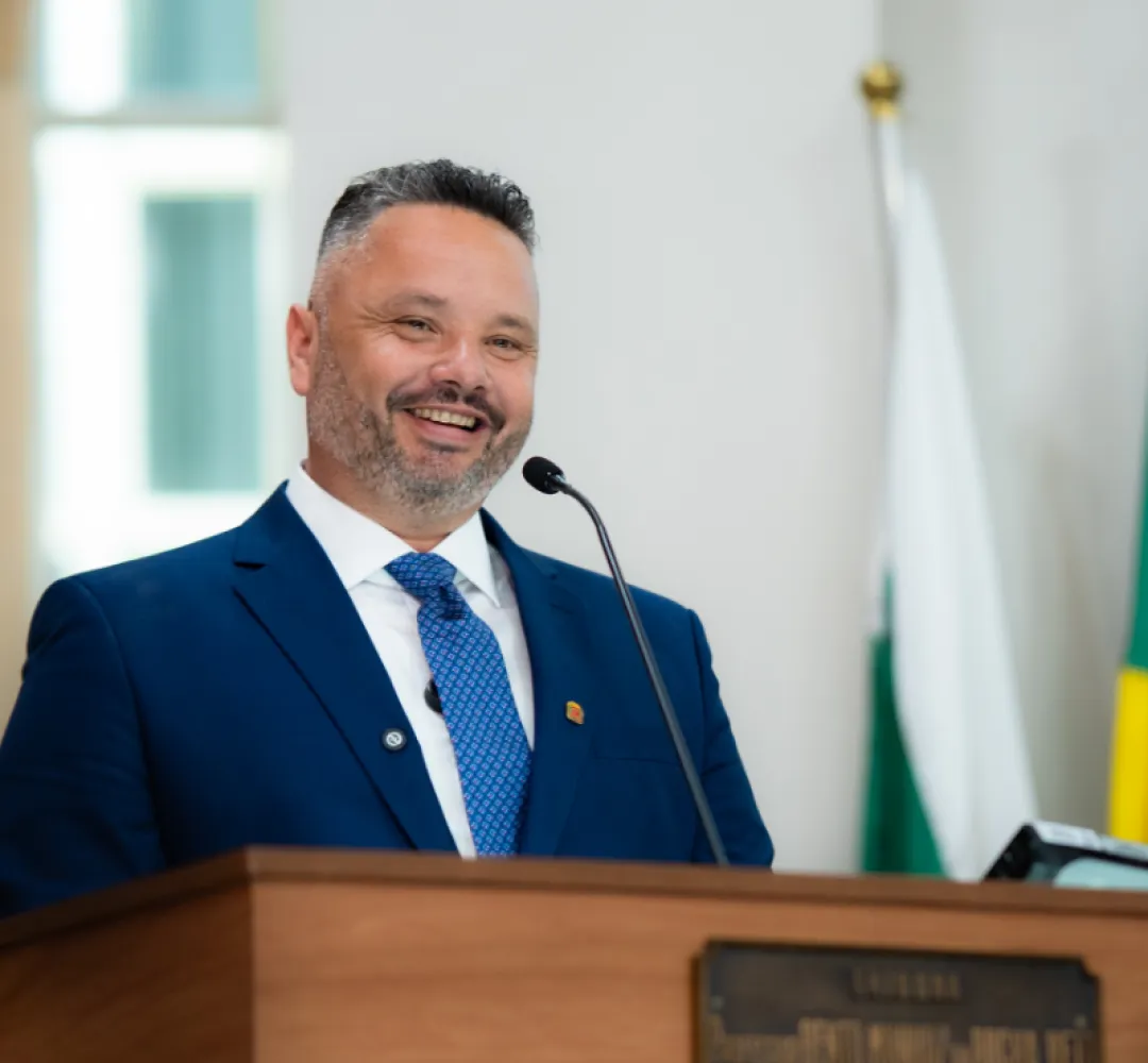 Luciano Carvalho
