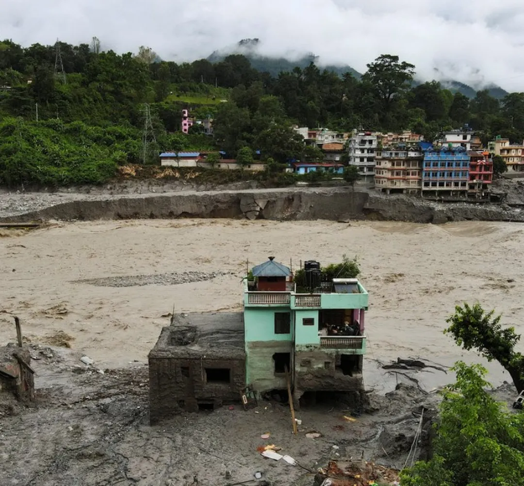 Inundação Tibete e Nepal