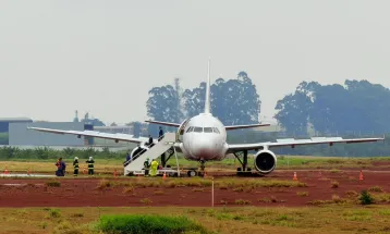 Cenipa investiga avião da Latam que saiu da pista durante pouso em Cascavel