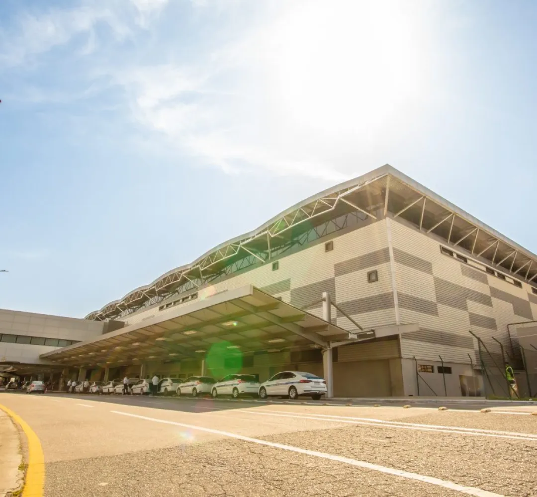 aeroporto cwb