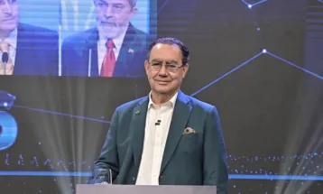 Augusto Cury faz carreata pela pacificação e critica polarização política