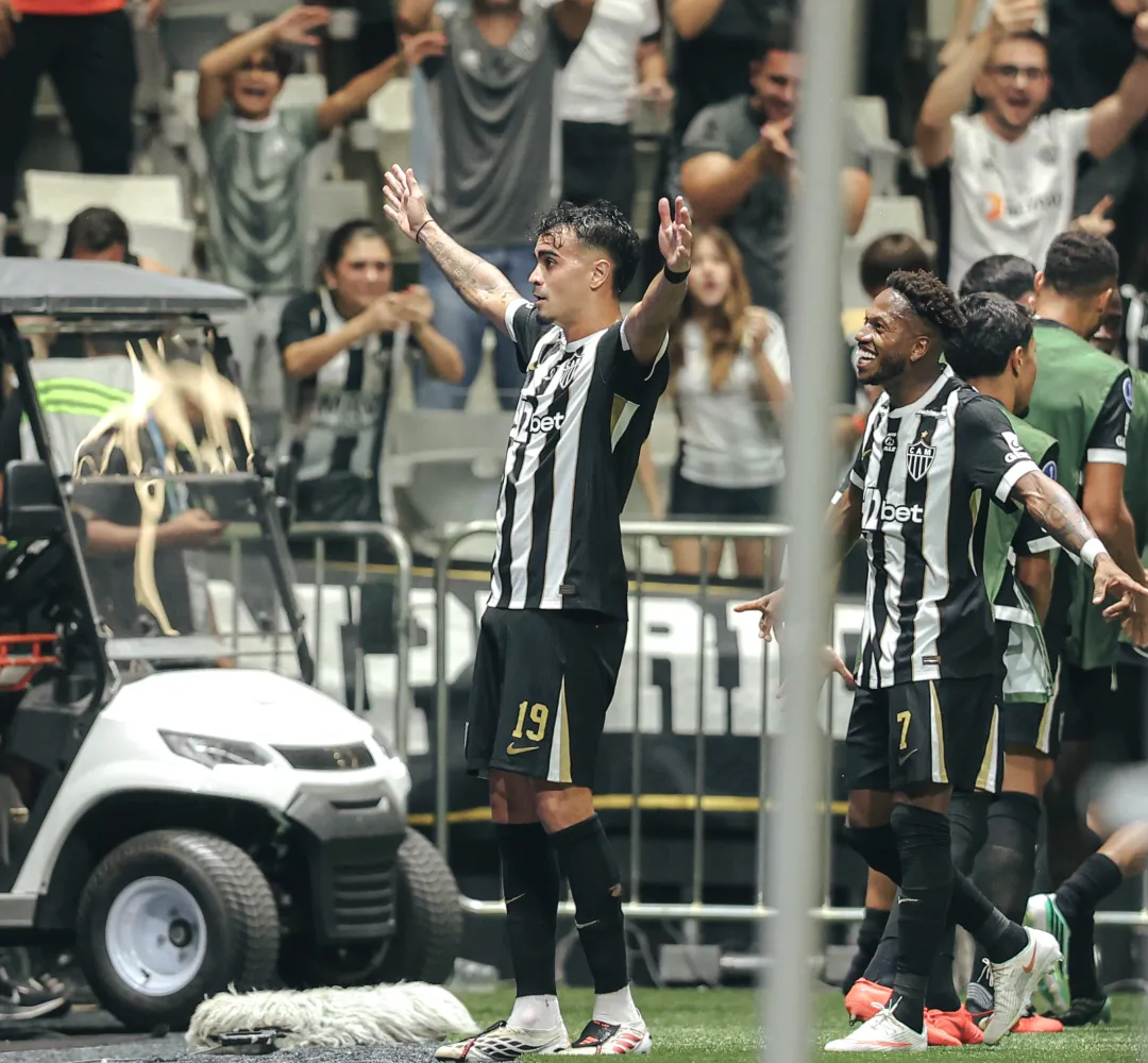 GALO SANTOS SULA