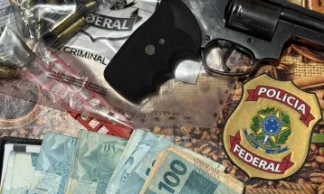 Operação Impacto Moral: PF investiga desvio de mercadorias apreendidas na Receita Federal de Cascavel