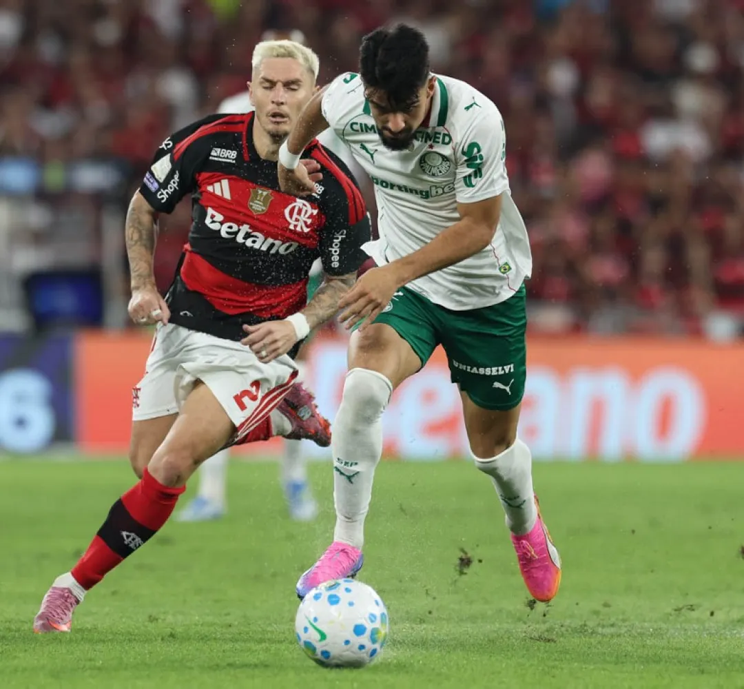 O líderes Flamengo e Palmeiras contam com gringos